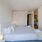 Flateli Canalejas Apartment Girona